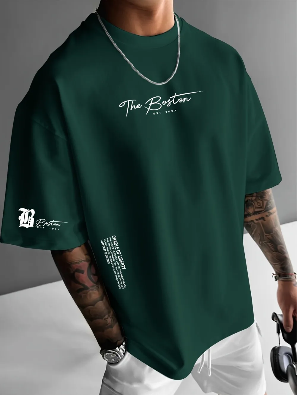 L'ultima T-shirt di lusso da u - Quality Streetwear Brand recensione e prezzo