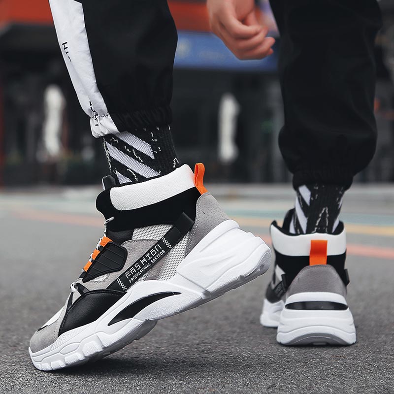 Hightop di trasporto degli uom - Streetwear Brand Sale recensione e prezzo
